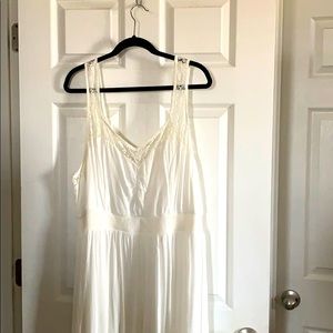 Torrid size 3 white dress